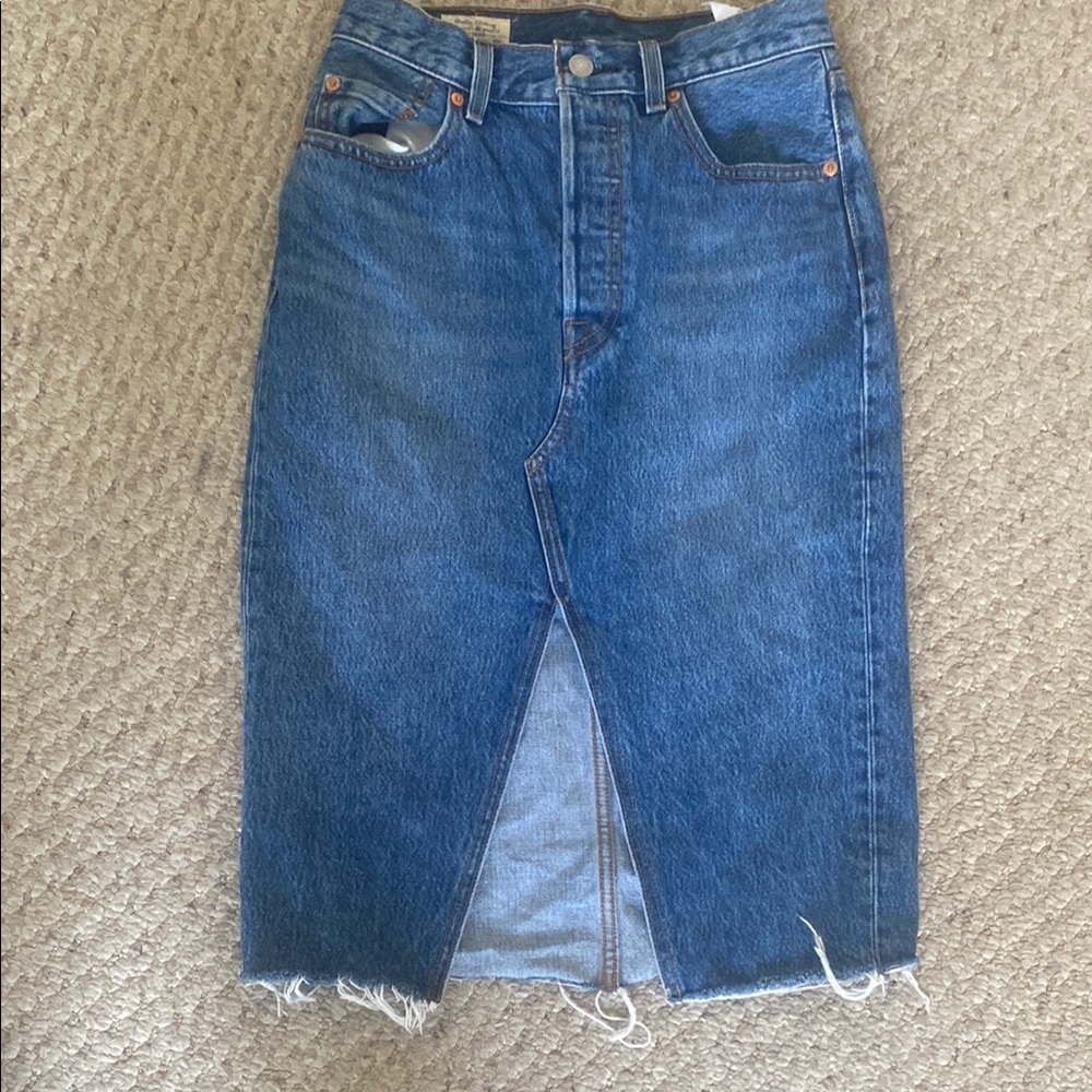 Levi's Blue Midi Pencil Skirt with Front Slit for Casual Wear